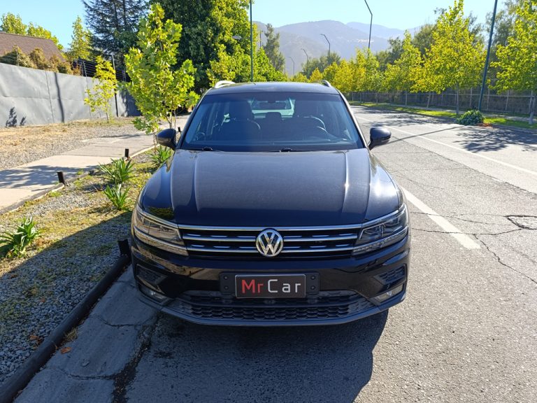 Volkswagen Tiguan Sport 2.0
