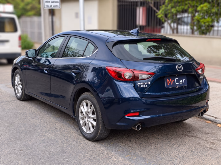 Mazda 3 — foto 4 de 19