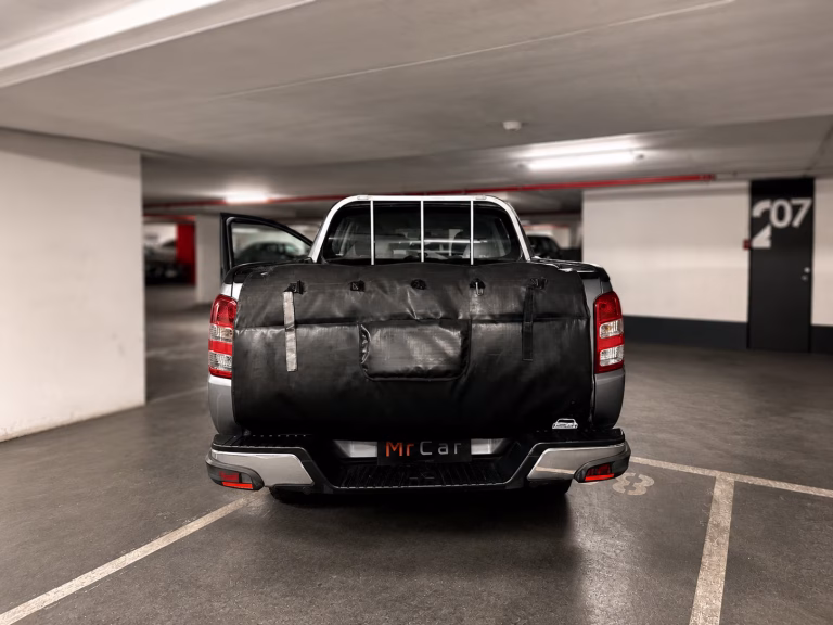 Mitsubishi L200 — foto 5 de 7