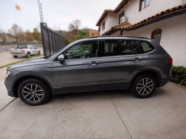 Volkswagen Tiguan Tsi At Comfortline — foto 7 de 18