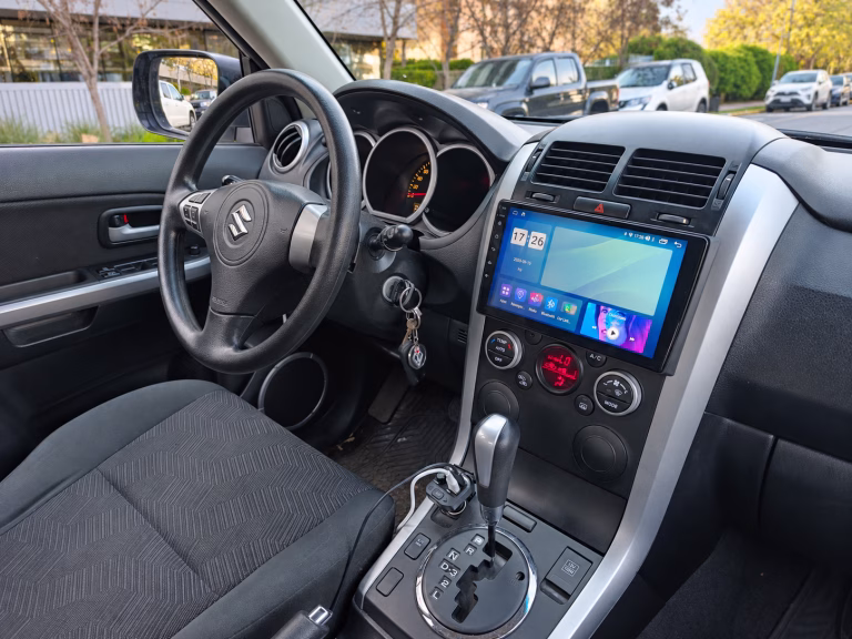 Suzuki Grand Nomade Glx Sport — foto 13 de 17