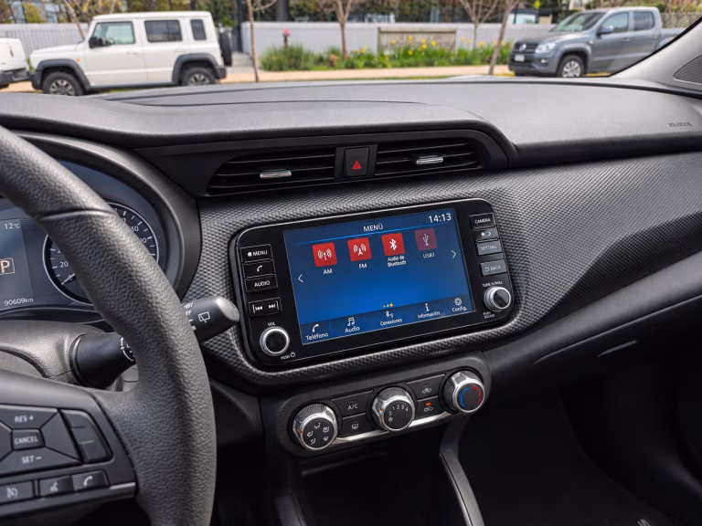 Nissan Kicks — foto 15 de 18