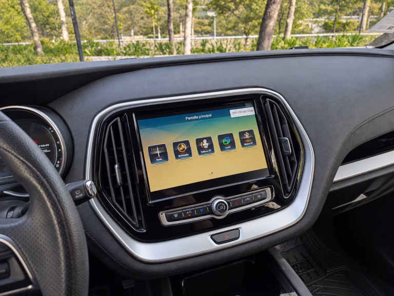 Jetour X70 Std — foto 15 de 18