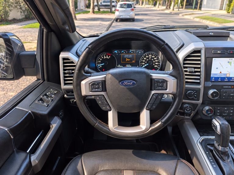 Ford F-150 — foto 6 de 7