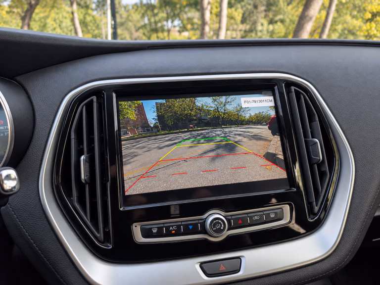Jetour X70 Std — foto 16 de 18