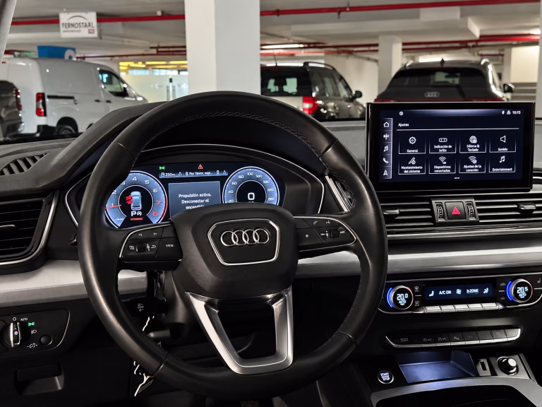Audi Q5 — foto 10 de 14