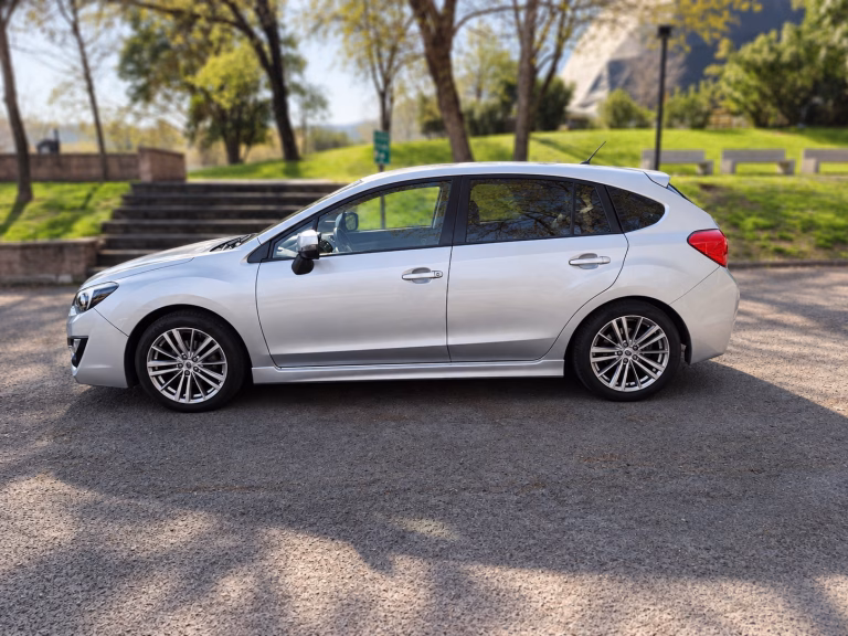 Subaru Impreza — foto 3 de 18