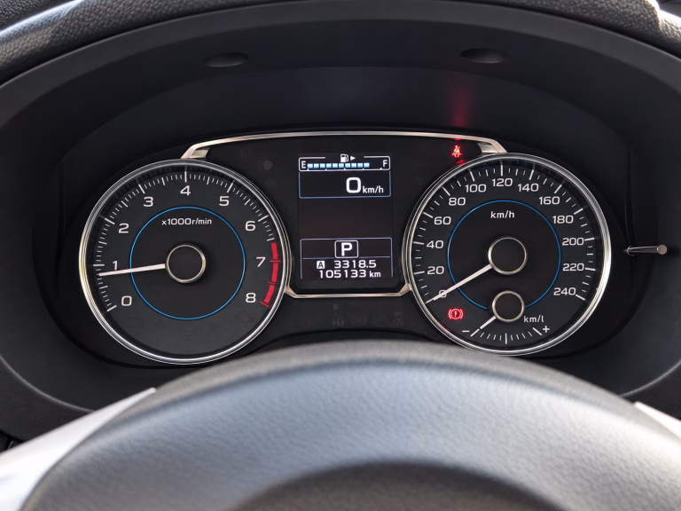 Subaru Impreza — foto 7 de 18