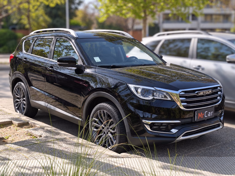 Jetour X70 Std — foto 9 de 18