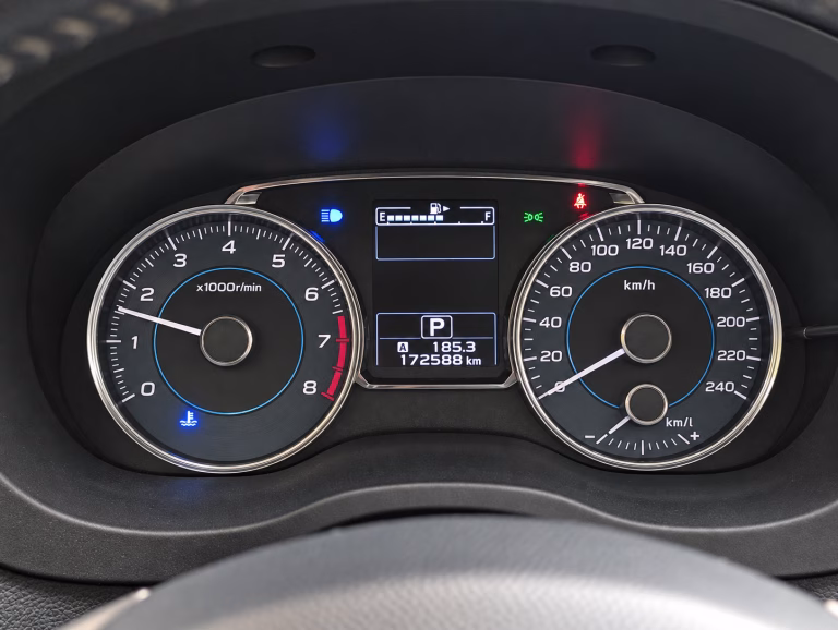 Subaru Impreza Sport — foto 7 de 19