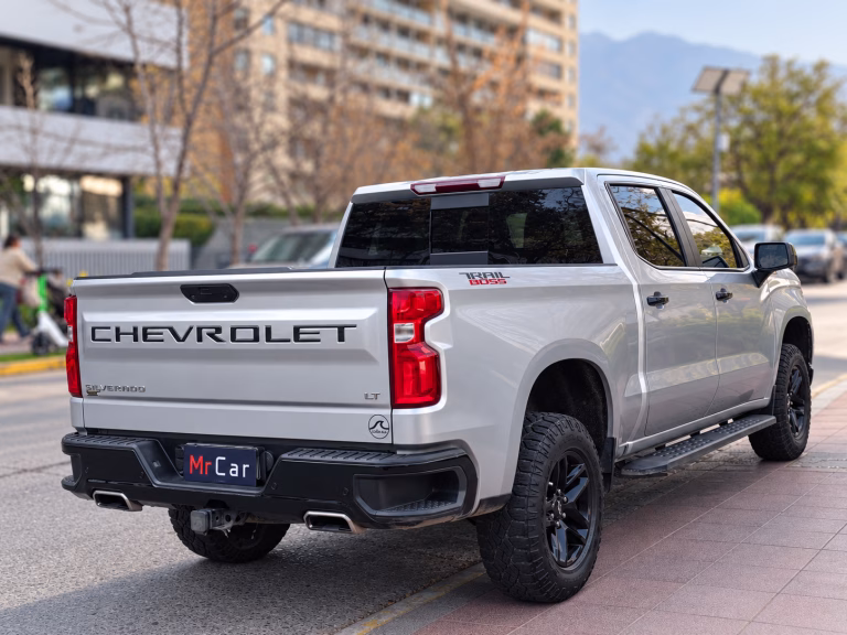 Chevrolet Silverado Trail Boss