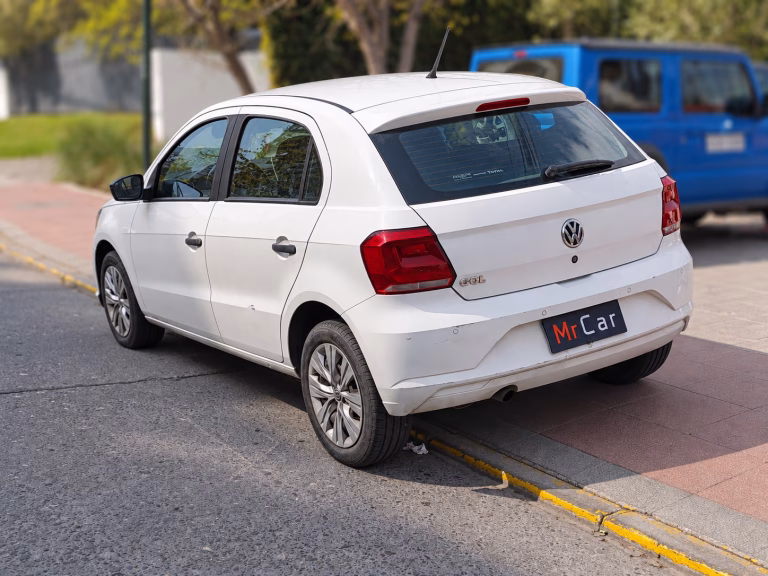 Volkswagen Gol Trendline — foto 4 de 15