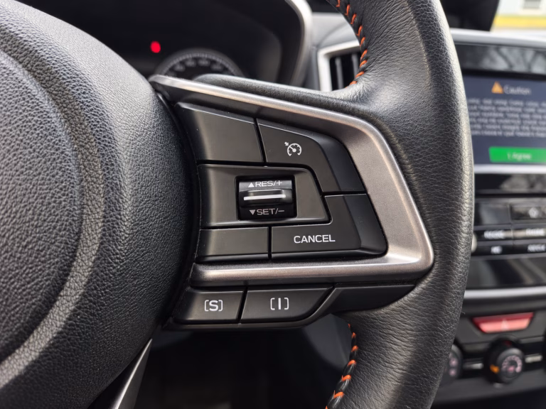 Subaru Xv — foto 12 de 17