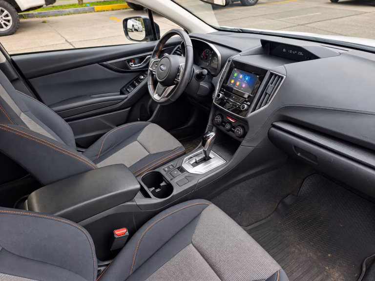 Subaru Xv — foto 14 de 17