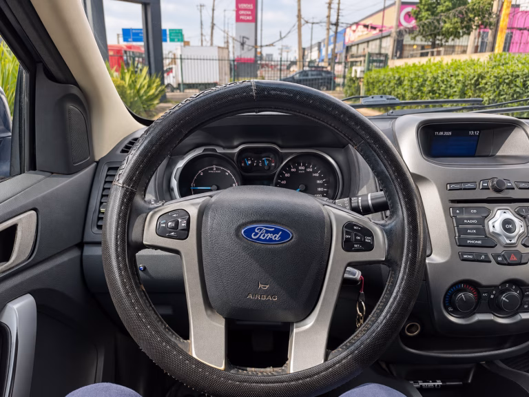 Ford Ranger Xlt — foto 3 de 18