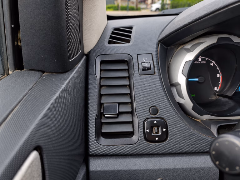 Ford Ranger Xlt — foto 6 de 18