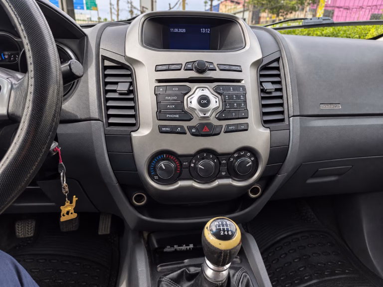 Ford Ranger Xlt — foto 8 de 18