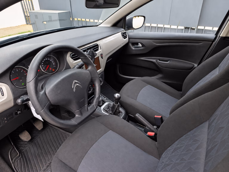 Citroën C-Elysée — foto 9 de 15