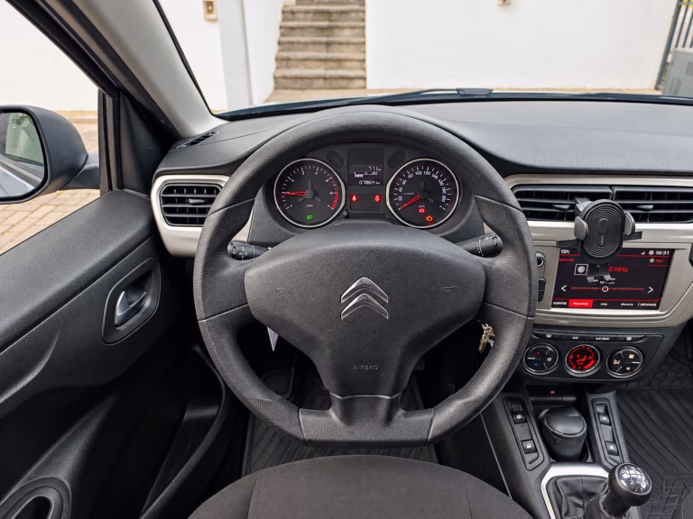 Citroën C-Elysée — foto 11 de 15