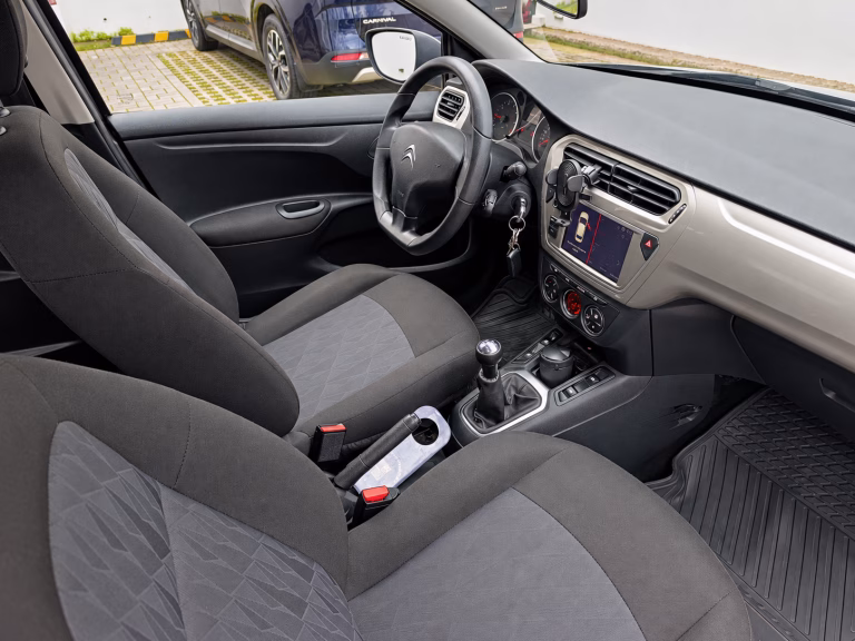 Citroën C-Elysée — foto 12 de 15