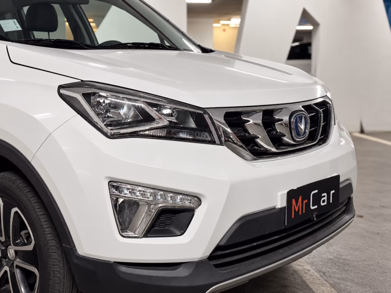 Changan Cs15 Hb1.5 Elite — foto 5 de 7