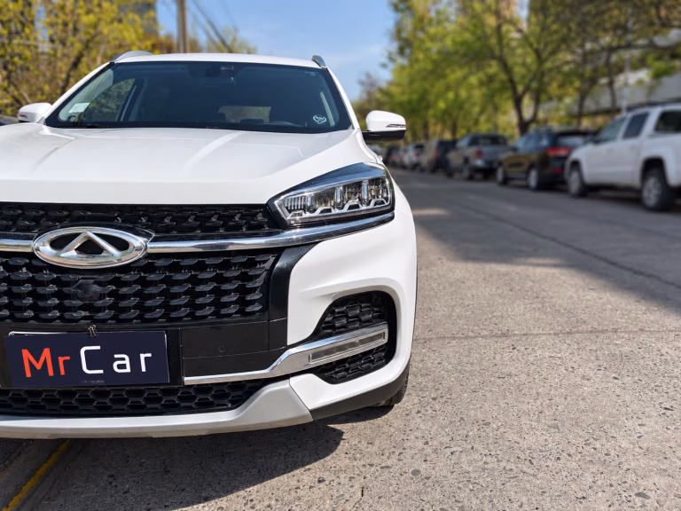 Chery Tiggo 8 — foto 5 de 15