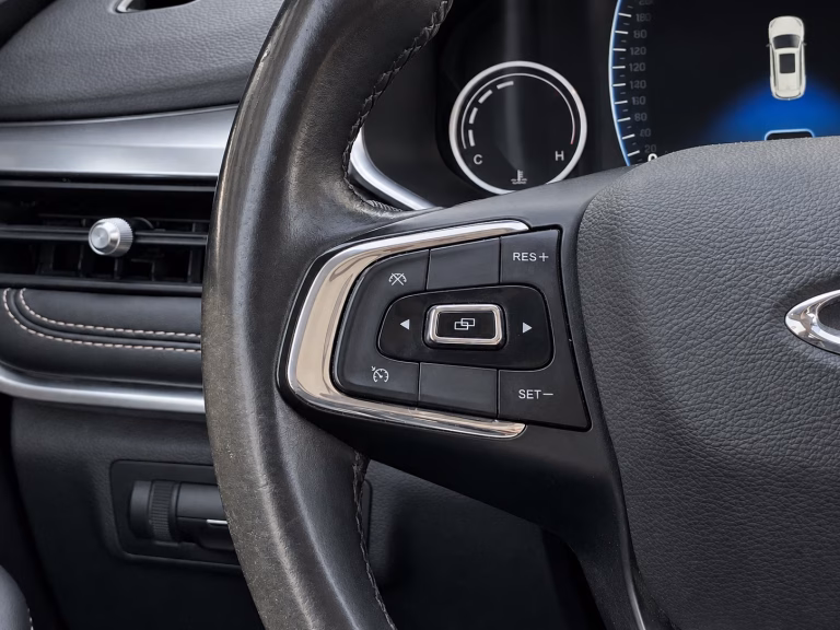 Chery Tiggo 8 — foto 12 de 15