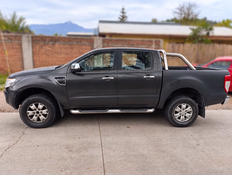 Ford Ranger Xlt — foto 3 de 19