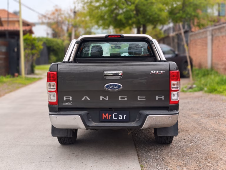 Ford Ranger Xlt — foto 5 de 19
