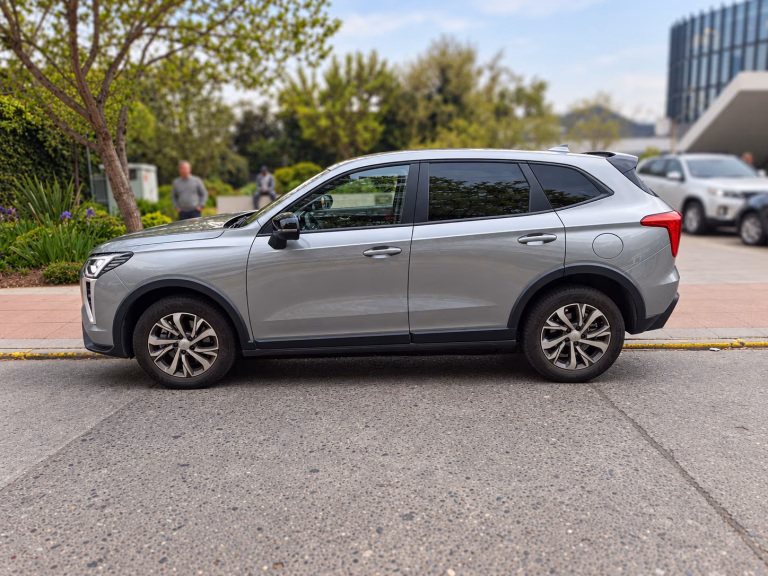Great Wall Haval Jolion — foto 6 de 17