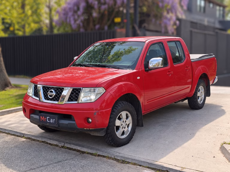 Nissan Navara — foto 5 de 14