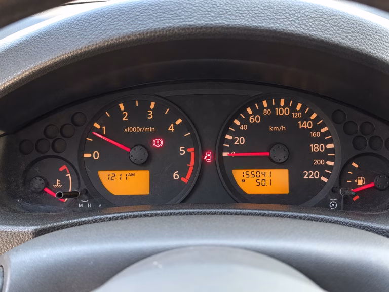 Nissan Navara — foto 8 de 14