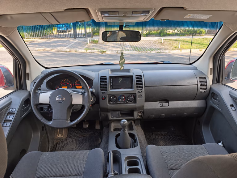 Nissan Navara — foto 14 de 14