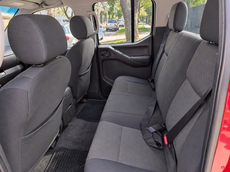 Nissan Navara — foto 12 de 14