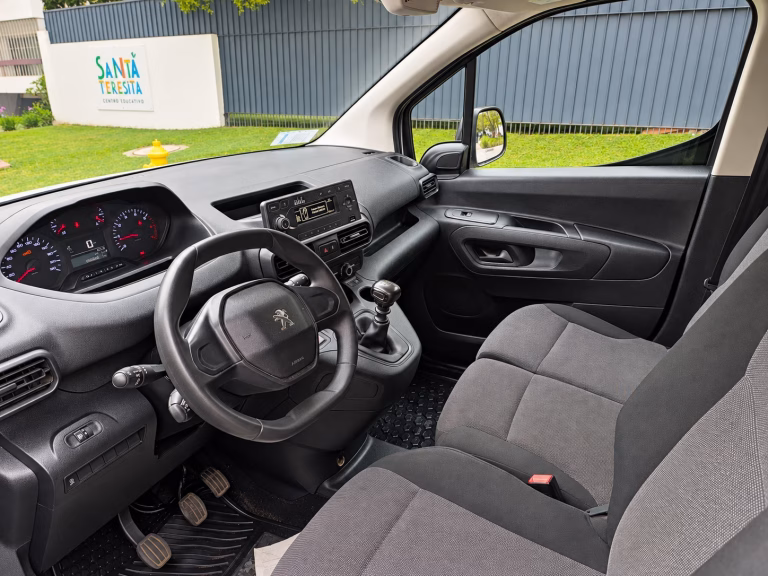 Peugeot Partner L1 — foto 10 de 14