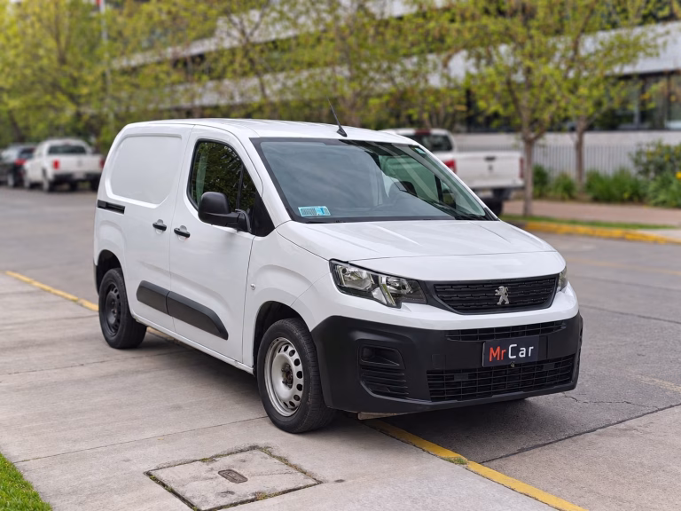 Peugeot Partner L1 — foto 2 de 14