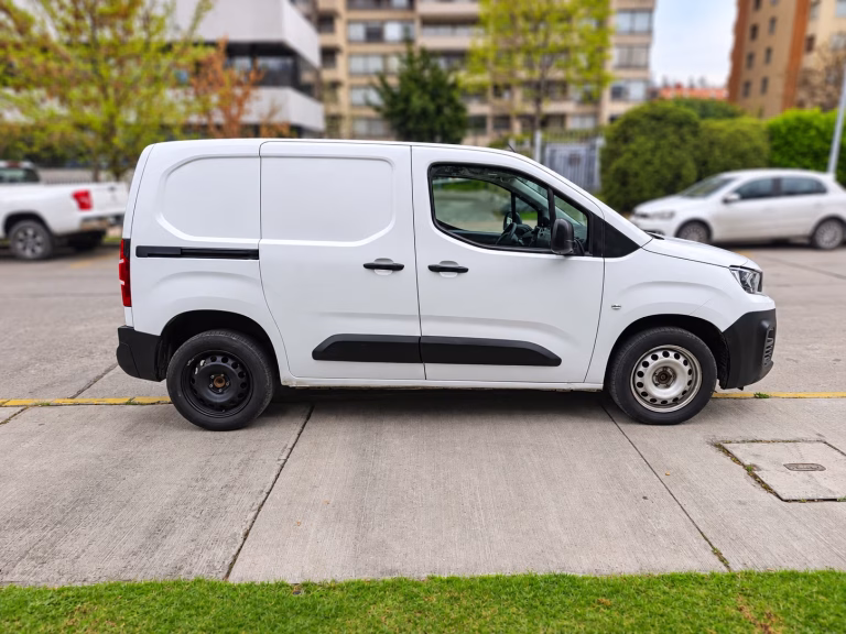 Peugeot Partner L1 — foto 3 de 14