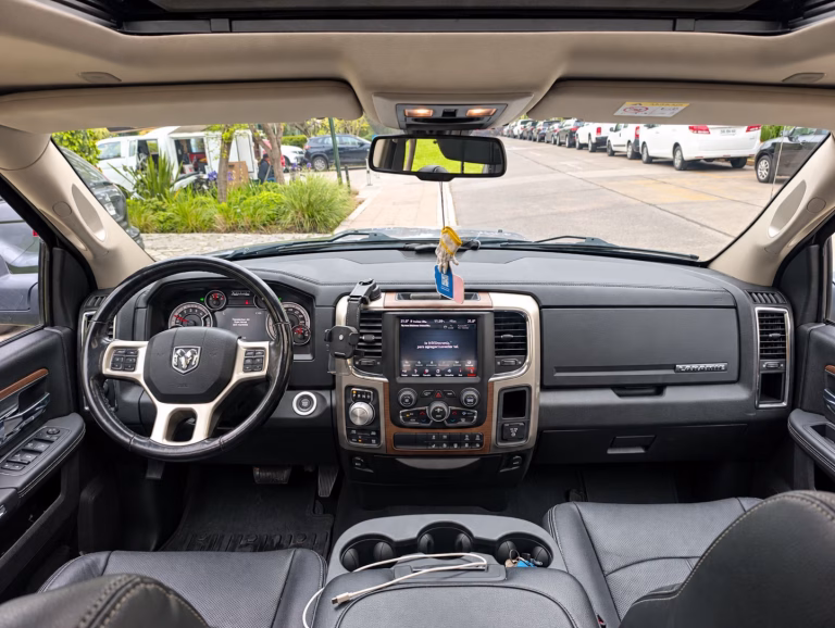 RAM 1500 — foto 10 de 19