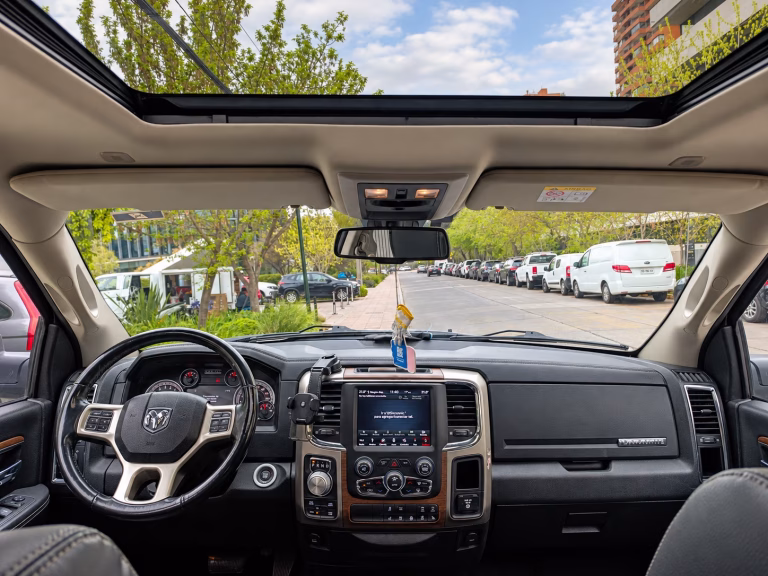 RAM 1500 — foto 12 de 19