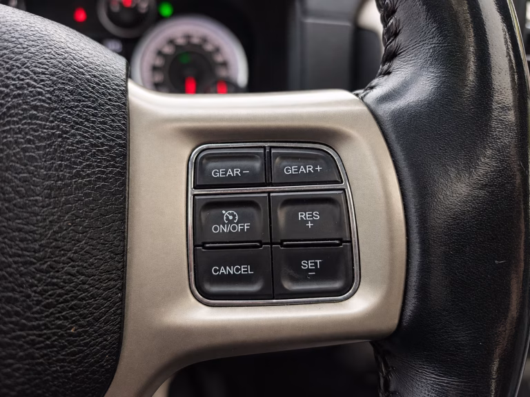 RAM 1500 — foto 14 de 19