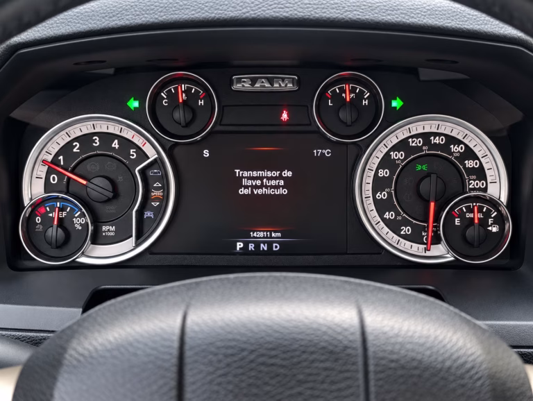 RAM 1500 — foto 19 de 19