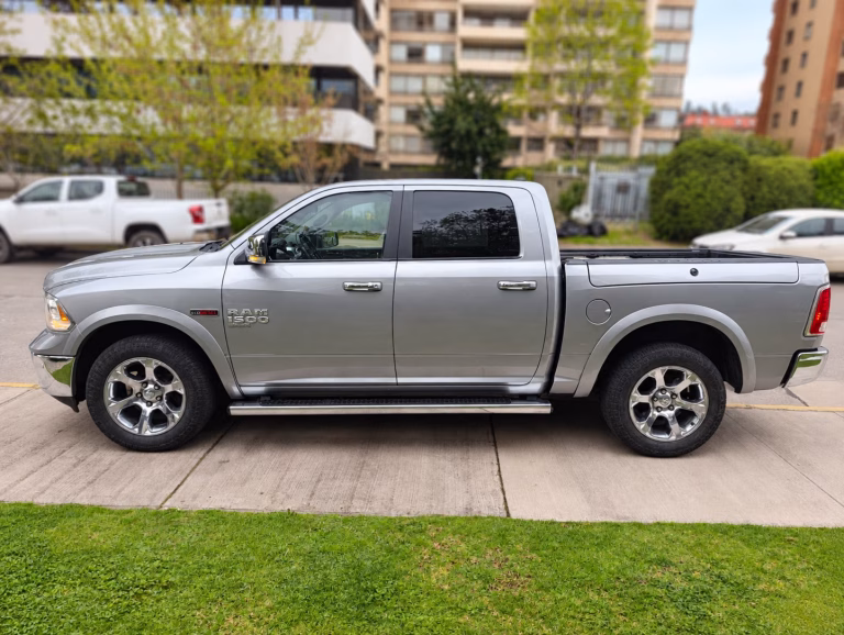 RAM 1500 — foto 3 de 19