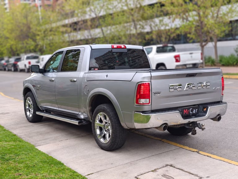 RAM 1500 — foto 4 de 19