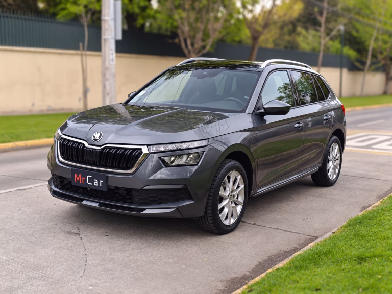 Škoda Kamiq — foto 2 de 19