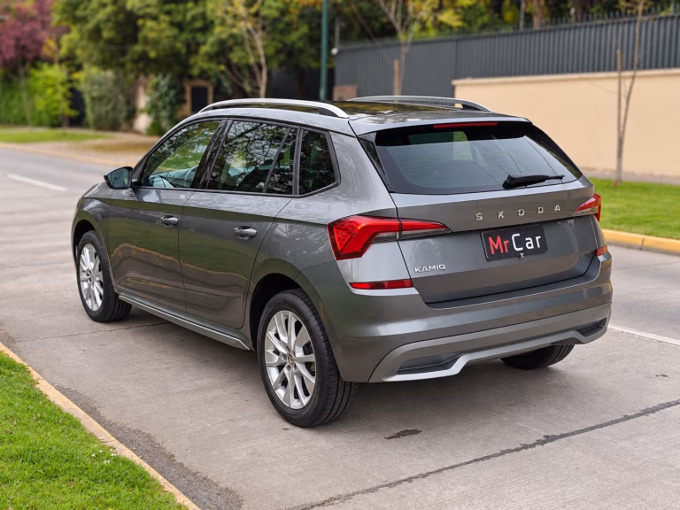 Škoda Kamiq — foto 4 de 19