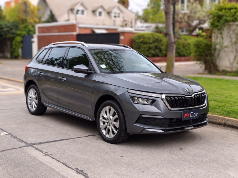 Škoda Kamiq — foto 6 de 19