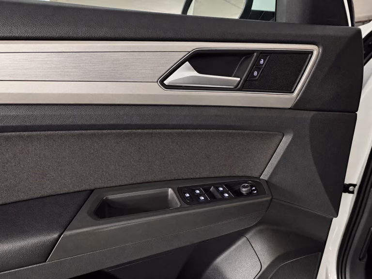 Volkswagen Atlas Trendline 4×4 — foto 6 de 9