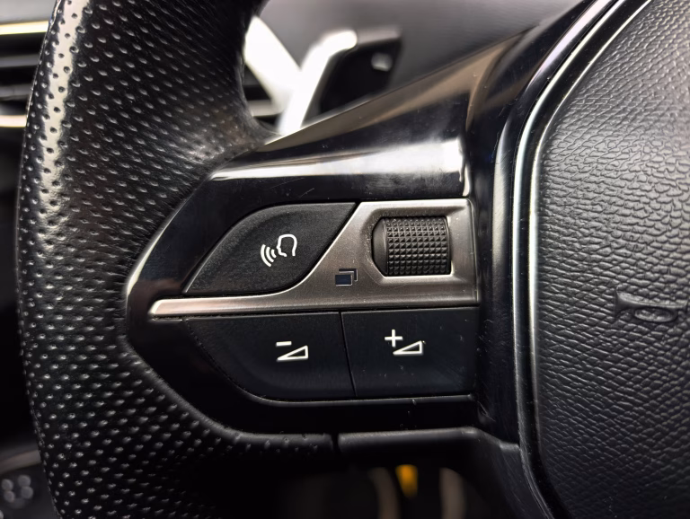 Peugeot 3008 Gt Bluehdi 130 — foto 4 de 4