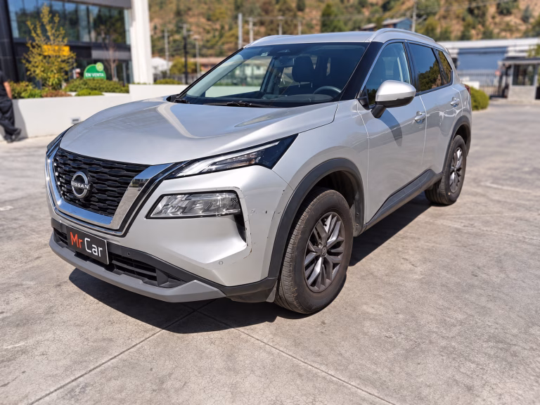 Nissan X-Trail — foto 2 de 10