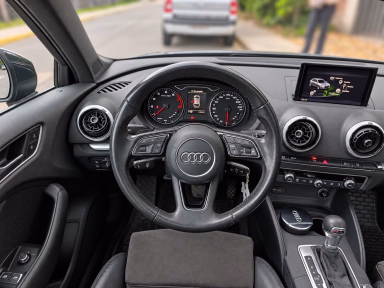 Audi A3 — foto 10 de 20